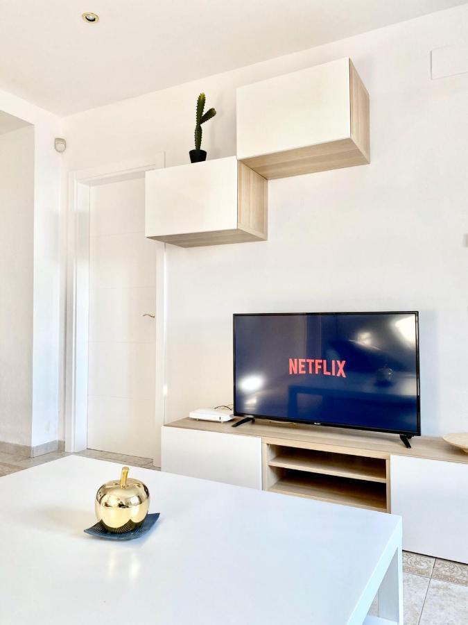Appartement Devant La Plage Roses Bagian luar foto