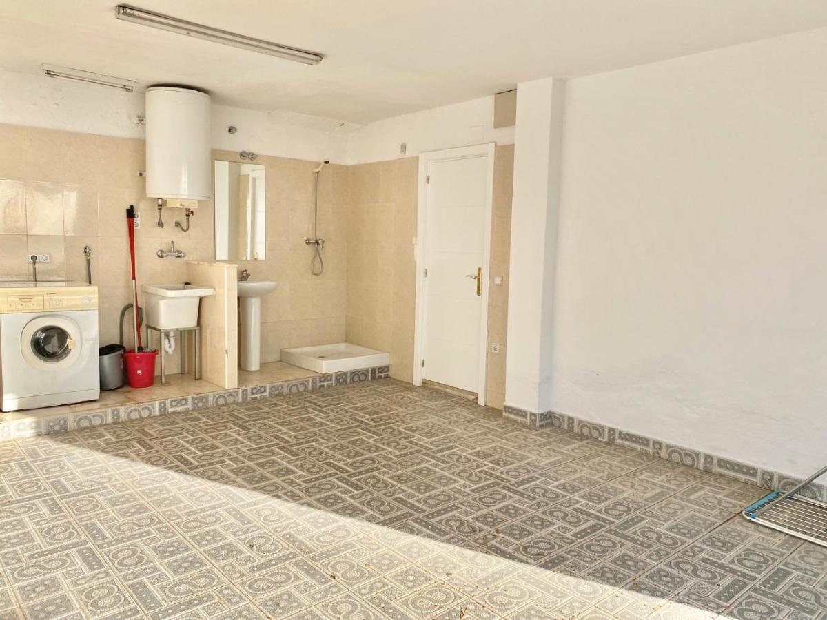 Appartement Devant La Plage Roses Bagian luar foto